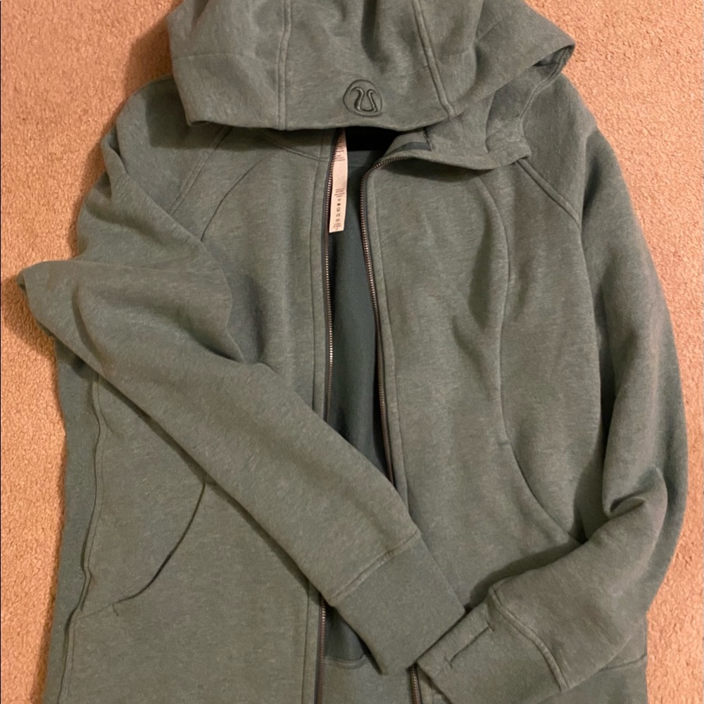 Lululemon NWT scuba hoodie